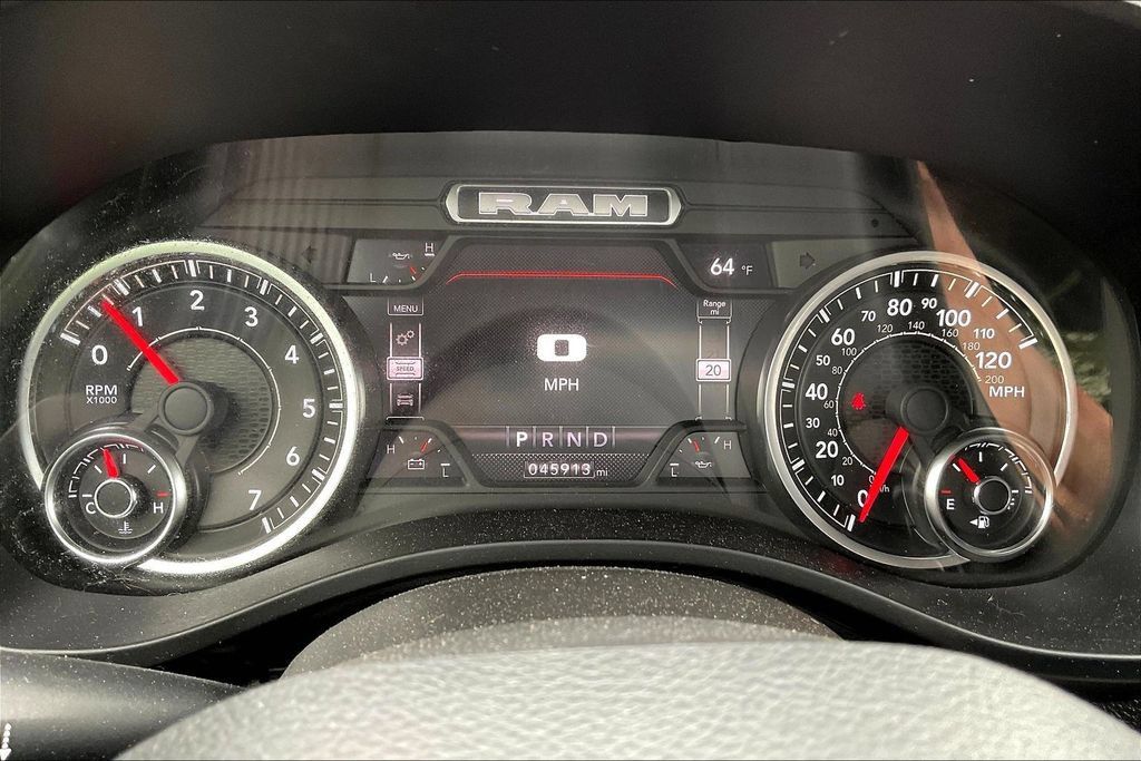 Used 2022 RAM 1500 Big Horn AWD/4WD image 13