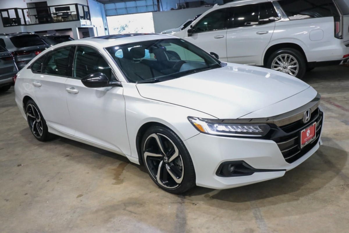 Used 2022 Honda Accord Sport image 36