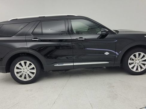 Used 2021 Ford Explorer King Ranch w/ Premium Technology Package AWD/4WD image 8