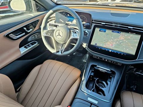 New 2026 Mercedes-Benz E 350 4MATIC Sedan image 27