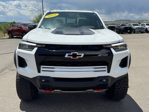 Certified 2024 Chevrolet Colorado ZR2 w/ Safety Package AWD/4WD image 9