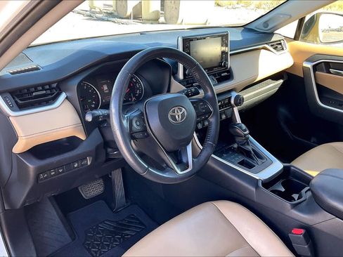 Used 2019 Toyota RAV4 XLE Premium w/ Cold Weather Package image 18