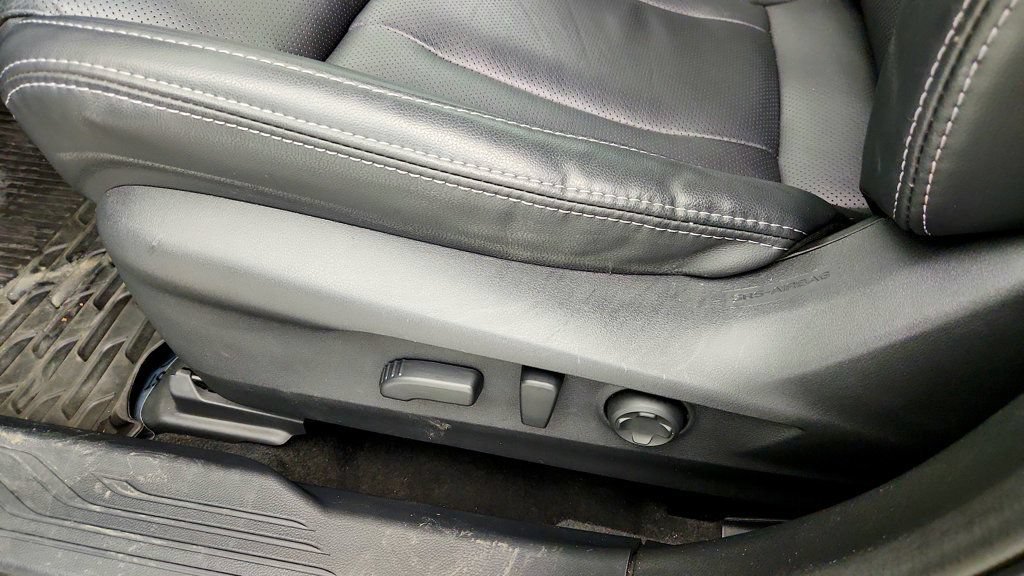 Used 2024 Subaru Outback Limited AWD/4WD image 12