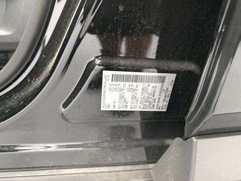 Used 2024 Nissan Rogue SV FWD image 11