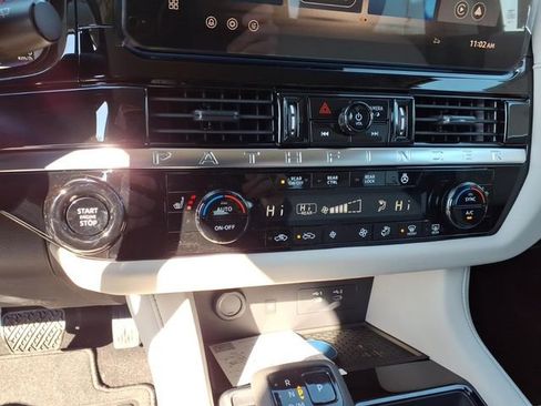 New 2026 Nissan Pathfinder SL image 13