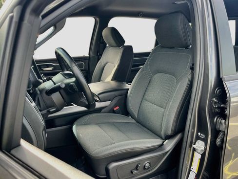 Used 2022 RAM 1500 Big Horn RWD image 19