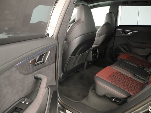 New 2026 Audi RS Q8 performance image 27