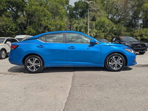 Used 2023 Nissan Sentra SV image 2