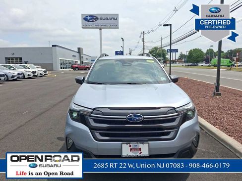 Used 2026 Subaru Forester Premium w/ Premium/Limited Package AWD/4WD image 2