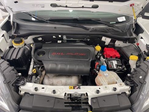 Used 2021 RAM ProMaster City Tradesman image 11