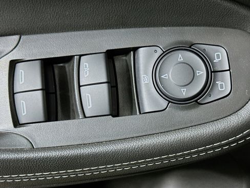 Used 2025 Buick Encore GX Preferred FWD image 15