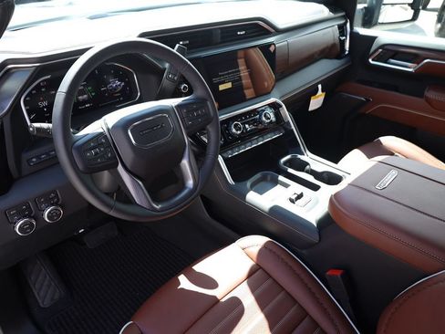 New 2026 GMC Sierra 3500 Denali Ultimate AWD/4WD image 12