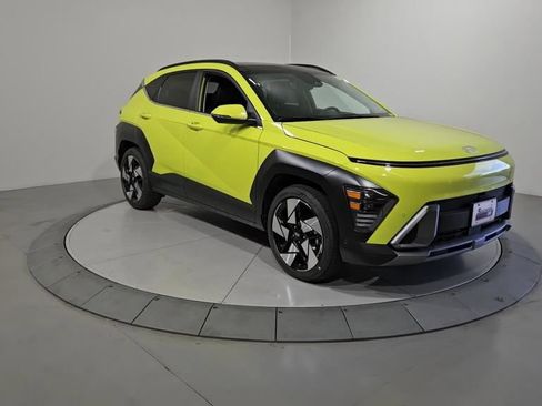 Used 2025 Hyundai Kona Limited image 9