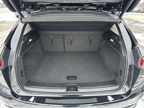 Used 2023 Buick Envision Essence w/ Sport Touring Package image 18