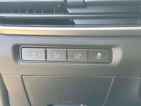 New 2025 Kia Telluride S FWD image 24