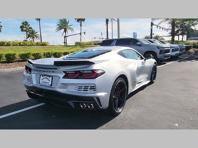 New 2026 Chevrolet Corvette E-Ray w/ ZER Performance Package AWD/4WD image 29