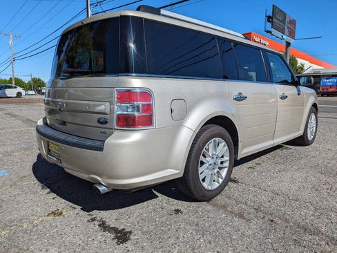 Used 2018 Ford Flex SEL w/ Equipment Group 202A image 6