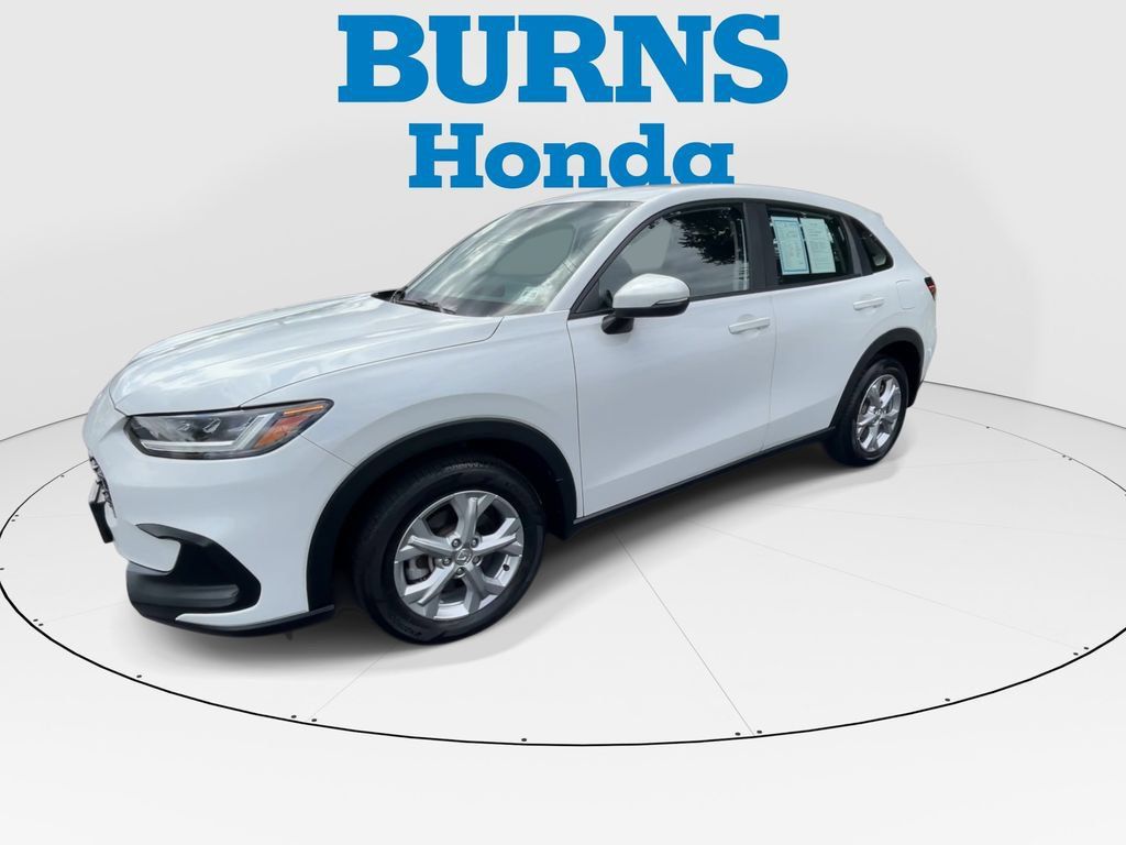 Certified 2023 Honda HR-V LX image 4