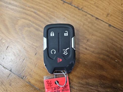 Used 2022 GMC Terrain SLT w/ Infotainment Package II AWD/4WD image 27