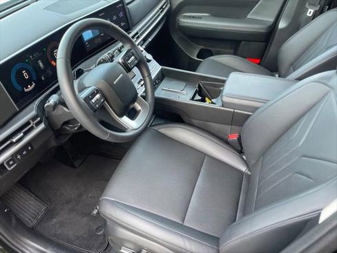 New 2025 Hyundai Santa Fe SEL image 11