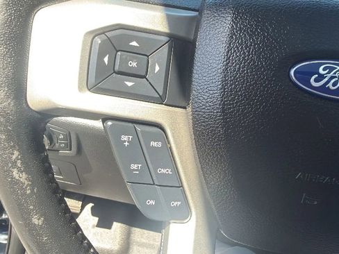Used 2017 Ford F150 Lariat w/ Equipment Group 502A Luxury AWD/4WD image 20