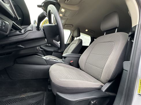 Used 2020 Ford Escape SE image 22