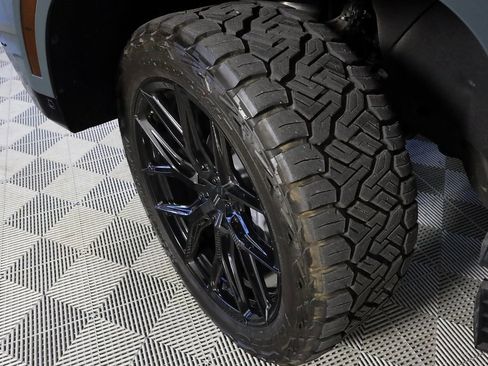 Used 2025 GMC Yukon AT4 Ultimate image 50