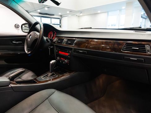 Used 2011 BMW 328i Sedan image 24