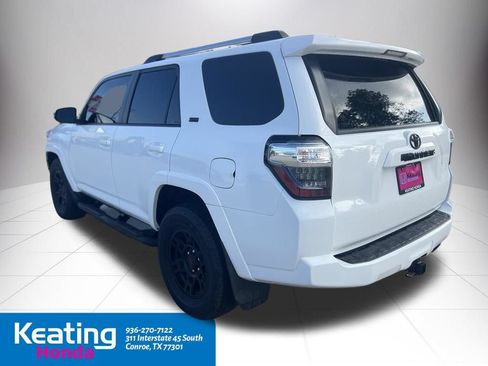 Used 2021 Toyota 4Runner SR5 Premium w/ Moonroof Package RWD image 8
