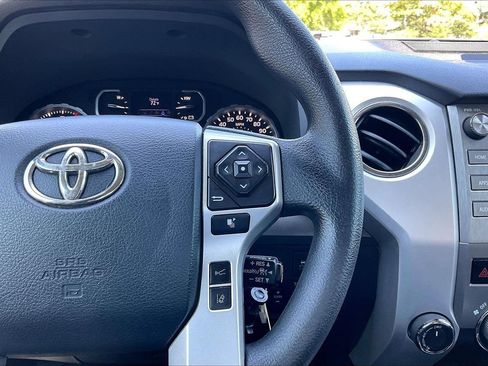 Used 2019 Toyota Tundra SR5 w/ SR5 Upgrade Package AWD/4WD image 30
