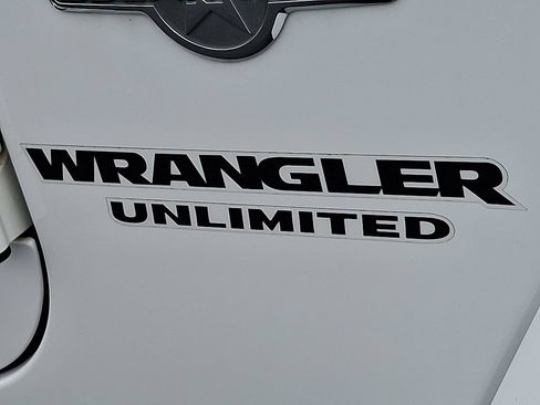 Used 2013 Jeep Wrangler Unlimited Sport AWD/4WD image 29