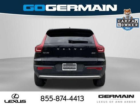 Used 2025 Volvo XC40 B5 Core AWD/4WD image 8