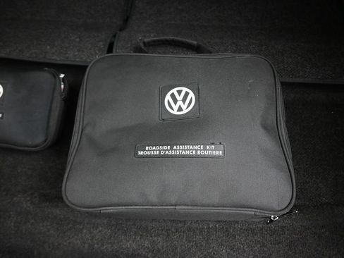 Used 2019 Volkswagen Tiguan SEL image 55