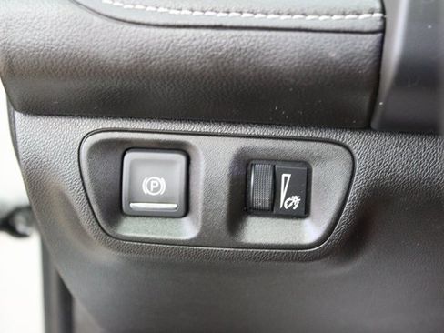 Used 2020 GMC Acadia SLE image 15