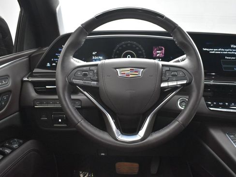 Certified 2023 Cadillac Escalade ESV Sport Platinum w/ LPO, ONYX Package image 14