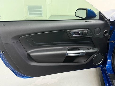 Used 2018 Ford Mustang GT Premium w/ Equipment Group 401A image 20