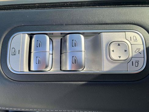 Used 2023 Mercedes-Benz G 550 image 31