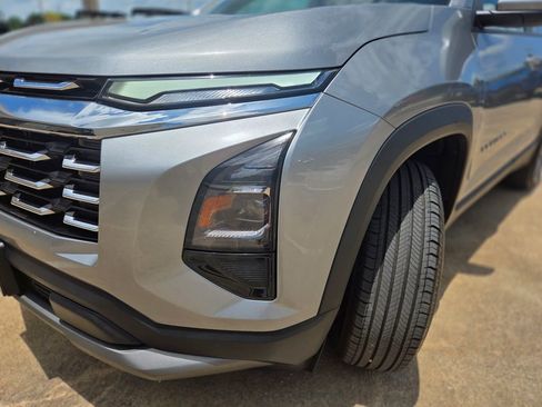 Used 2026 Chevrolet Equinox LT AWD/4WD image 30