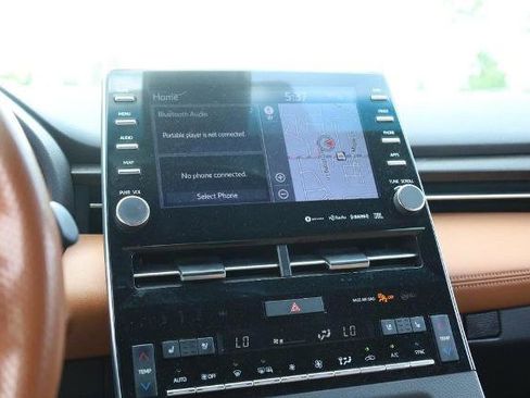 Used 2019 Toyota Avalon Limited w/ Protection Package FWD image 11