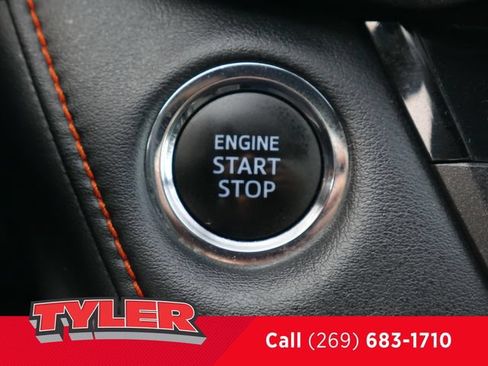 Used 2017 Toyota RAV4 SE w/ Power Extra Value Package AWD/4WD image 29