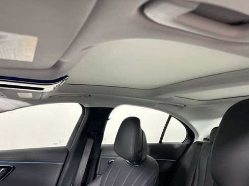 New 2026 Mercedes-Benz E 350 4MATIC Sedan image 20