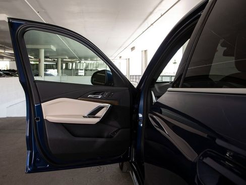 Certified 2025 BMW X1 xDrive28i w/ Technology Package image 13