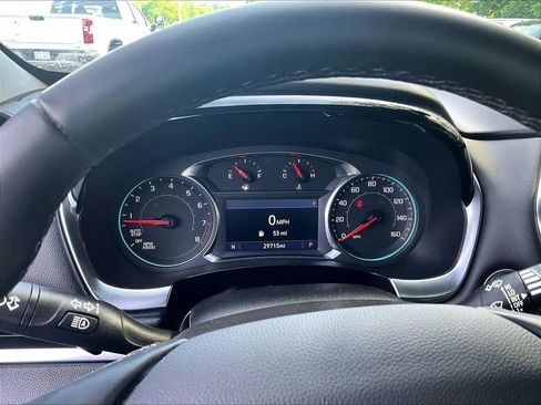 Used 2023 Chevrolet Traverse LT AWD/4WD image 26