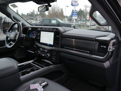 Certified 2023 Ford F350 Lariat w/ Black Appearance Package image 31