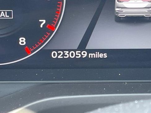 Used 2023 Mitsubishi Outlander SEL image 22