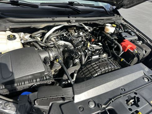 Used 2023 Ford Ranger XLT w/ Equipment Group 301A Mid image 9