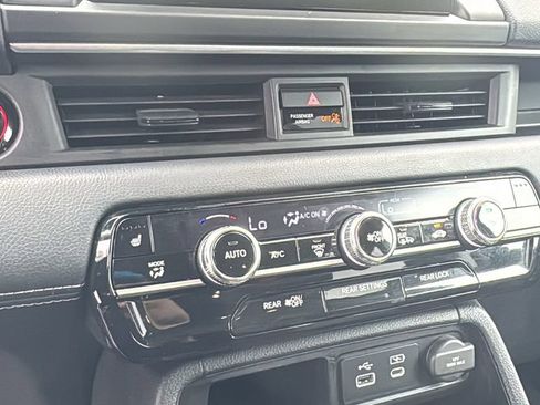 Used 2025 Honda Pilot EX-L image 21