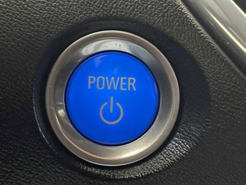 Used 2017 Chevrolet Volt Premier w/ Driver Confidence II Package image 18