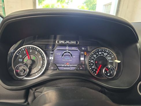 Used 2021 RAM 1500 Big Horn AWD/4WD image 18