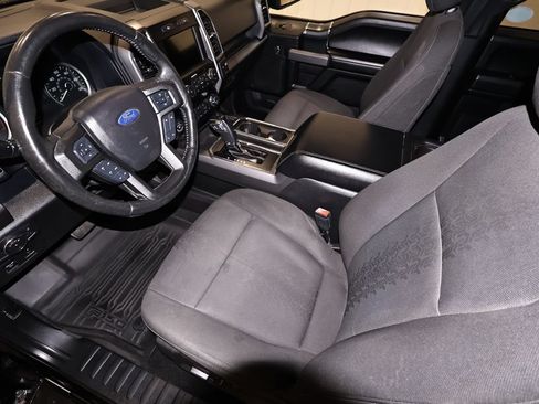 Used 2019 Ford F150 XLT w/ Equipment Group 302A Luxury AWD/4WD image 27